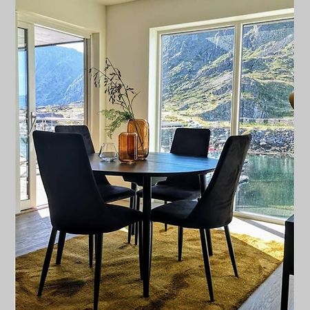 Gjermundsoya Brygge Appartement Ballstad Buitenkant foto