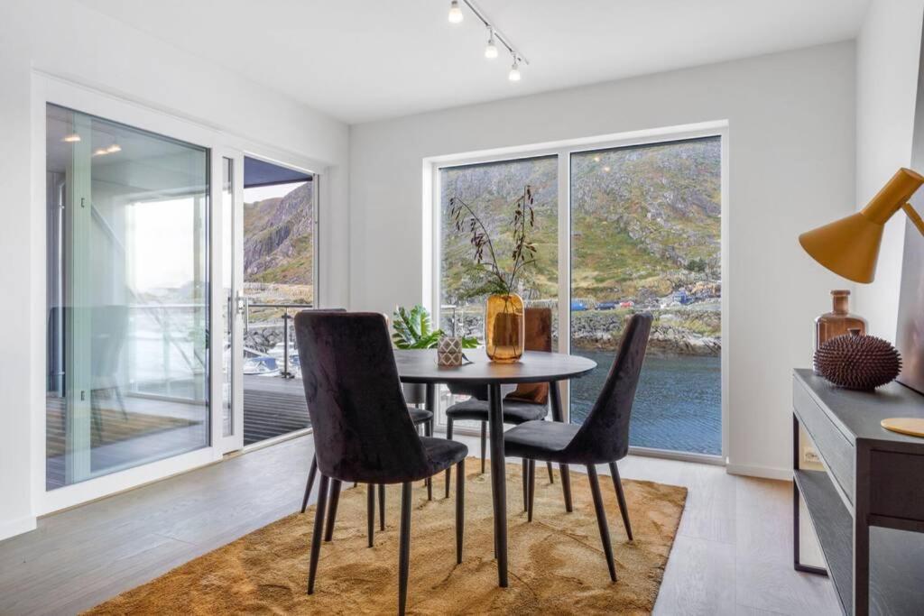 Gjermundsoya Brygge Appartement Ballstad Buitenkant foto
