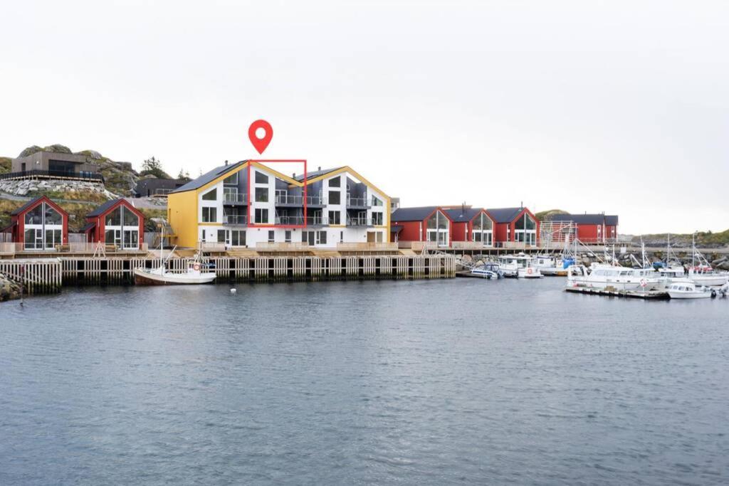 Gjermundsoya Brygge Appartement Ballstad Buitenkant foto